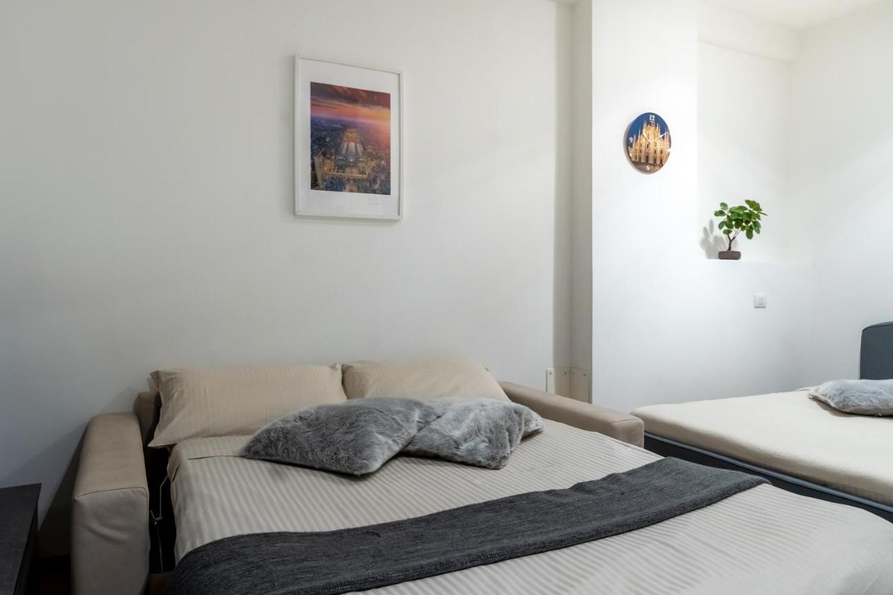 Suite 1,2 Porta Milano Centro Parking Free Exterior foto