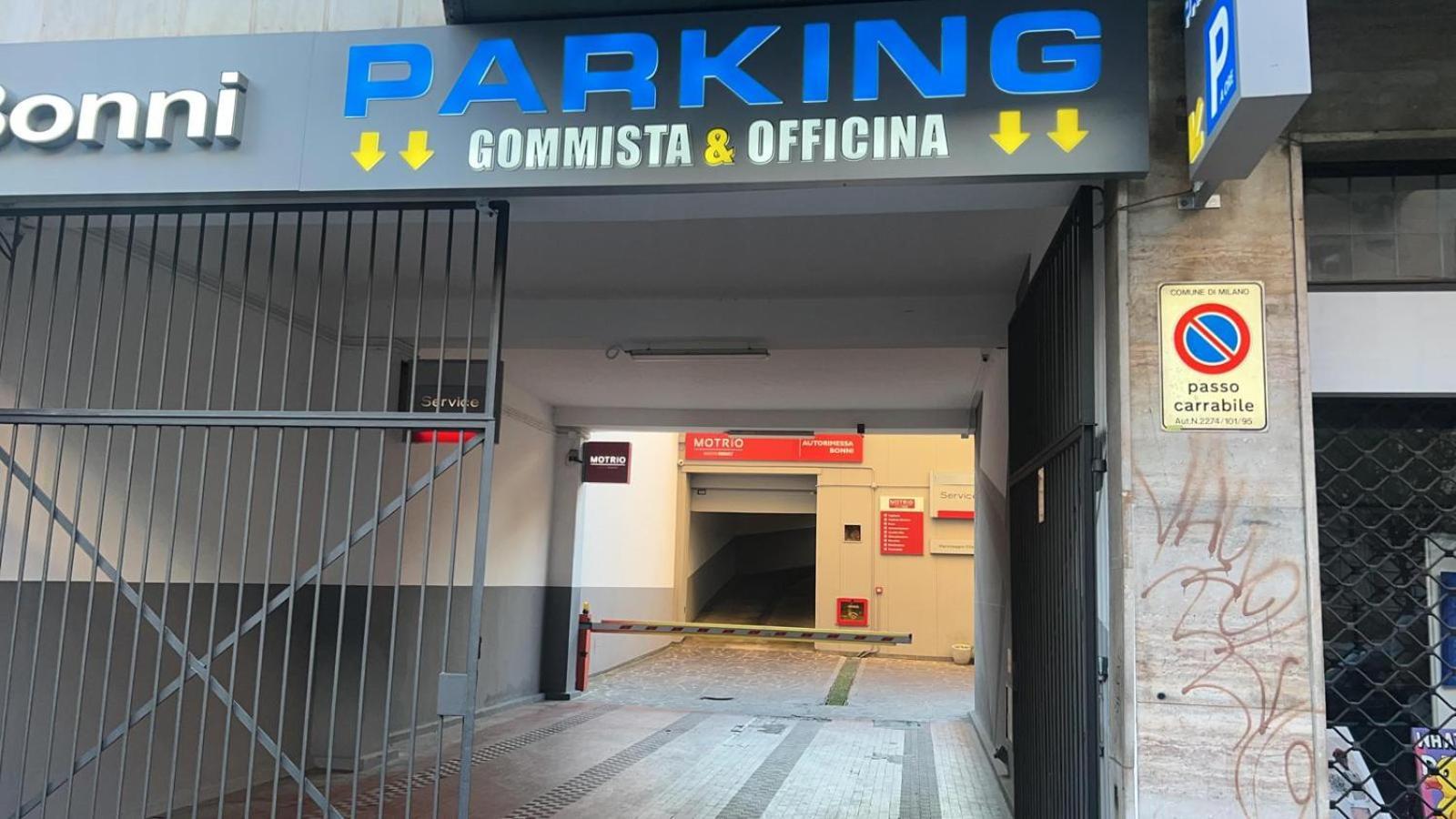 Suite 1,2 Porta Milano Centro Parking Free Exterior foto